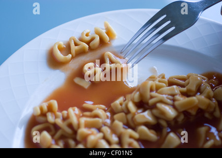 Cash Isa lettere fatte di alphabetti spaghetti lettere Foto Stock