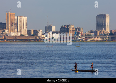 Skyline di Kinshasa, Repubblica Democratica del Congo, Africa Foto Stock