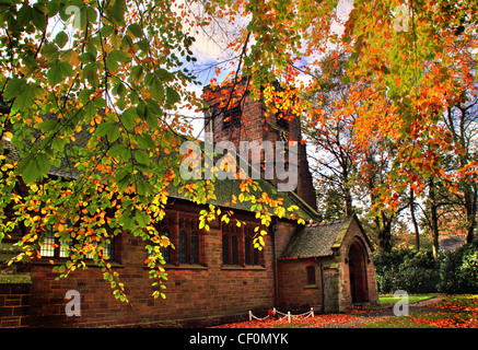 San Giovanni Evangelista è la Chiesa, Sandiway in autunno Foto Stock