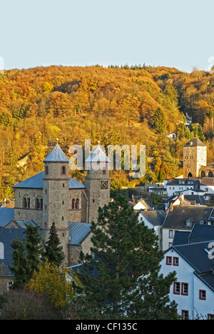 Bad Muenstereifel, una storica città termale nel distretto di Euskirchen, Germania, situata nella Renania settentrionale-Vestfalia Foto Stock