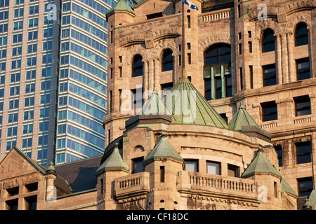 La stazione di Windsor e Torre Ibm-Marathon in background; Montreal Québec Canada Foto Stock