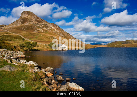 Il Boathouse su Llyn Cregennan sopra Dolgellau nel Parco Nazionale di Snowdonia. Foto Stock