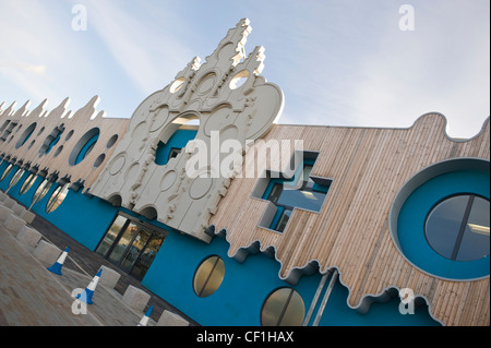 Esterno della nuova BBC Drama Centre di Cardiff Bay South Wales UK Foto Stock