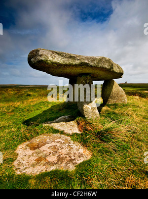 Lanyon Quoit, credeva di essere un rituale sito funebre, risalenti al periodo neolitico (3500-2500BC). Foto Stock