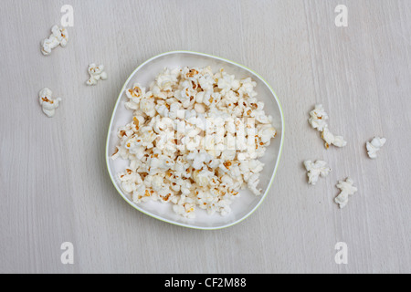 Il Popcorn in una ciotola Foto Stock