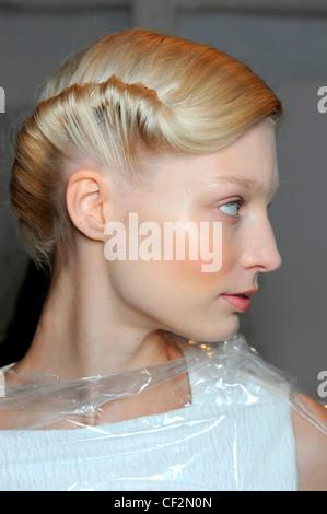 Preen Backstage New York pronto a WearSpringSummer 2012 Foto Stock