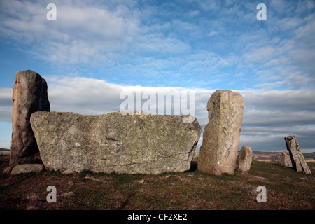 Tomnaverie recumbent cerchio di pietra vicino Tarland. Il cerchio risale a oltre 4000 anni. Recumbant cerchi sono così denominato perché th Foto Stock