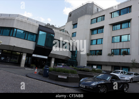 L'ingresso principale a BUPA Cromwell Hospital di Kensington. Foto Stock