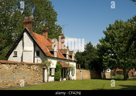 Un cottage sul green al Vescovo Burton village in East Yorkshire. Foto Stock