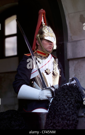 Un soldato a cavallo. Il Blues e il Royals (Royal Horse Guards e 1 ° dragoni) sono un esercito britannico reggimento e parte di H Foto Stock