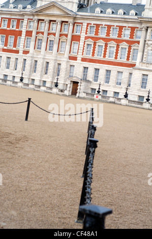 La Sfilata delle Guardie a Cavallo e il vecchio Admiralty Building vicino a Whitehall a Londra, Inghilterra, Regno Unito Foto Stock
