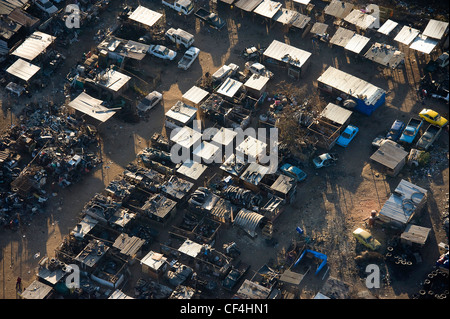 Vedute aeree di alta densità delle aree urbane in Zimbabwe Foto Stock