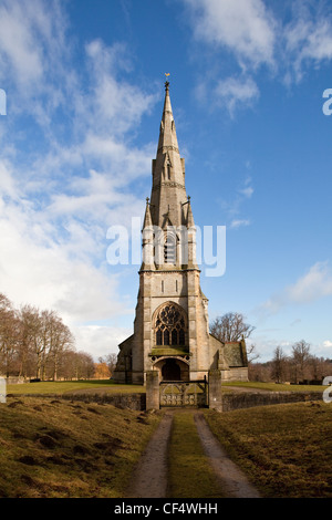 Chiesa di Santa Maria, Studley Royal è un alto vittoriano chiesa anglicana progettato nel 1870 dall'architetto fiammeggiante William B Foto Stock