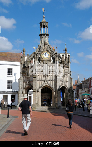 Chichester Croce di Mercato nel centro della città di Chichester nel punto di intersezione delle quattro principali strade. La croce è stata Foto Stock