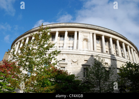 Biblioteca centrale di Manchester in Piazza San Pietro, costruita nel 1934 e spesso paragonato all'imperatore Adriano il Pantheon a Roma a causa della Foto Stock