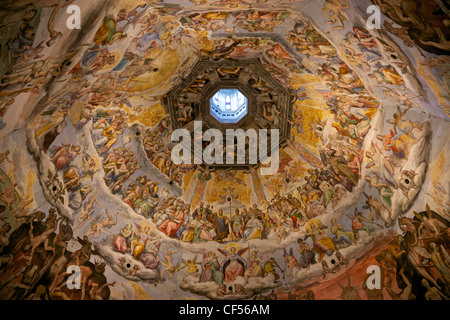 Ultima sentenza affreschi della cupola di Brunelleschi, dal Vasari e dallo Zuccari, Firenze, Toscana, Italia, Europa Foto Stock