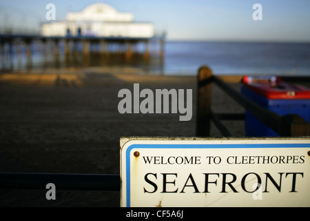 Il Molo, Central Promenade, Cleethorpes, nel nord-est della contea del Lincolnshire. Foto Stock