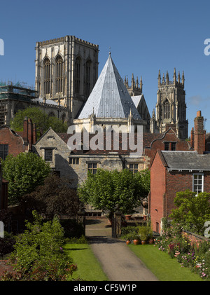 York Minster (Cattedrale Metropolitical e Chiesa di San Pietro), una delle più grandi cattedrali del Nord Europa. Foto Stock