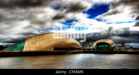 Il cinema IMAX e il Glasgow Science Centre a Pacific Quay a Glasgow. Foto Stock