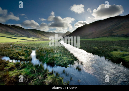 Una vista lungo la valle di Martindale. Leggenda locale afferma che la valle ha ricevuto il suo nome da San Martino Vescovo di Tours, ren Foto Stock