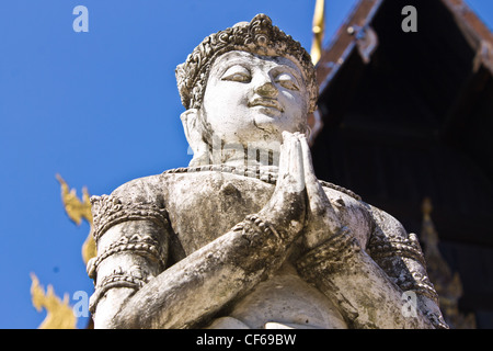 Thepha tempio thailandese statue Foto Stock