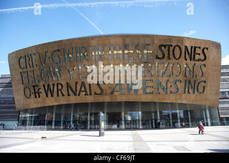 Il Wales Millennium Centre di Cardiff Bay. Foto Stock