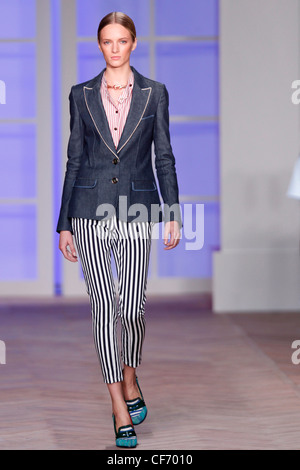 Tommy Hilfiger New York pronto a WearSpringSummer 2012 Foto Stock