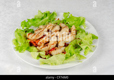 Piatto di Filetto arrosto pikeperch con verdure Foto Stock