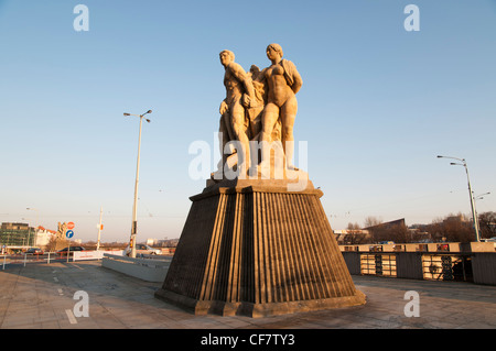 Sculture a traliccio di Hlavkuv più bridge da originale 1912 bridge da Jan Stursa in Holesovice quartiere Praga Repubblica Ceca Foto Stock