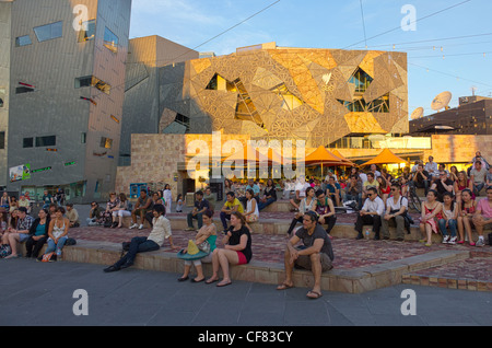 Intrattenitore, Federation Square, Melbourne, Victoria, Australia Foto Stock