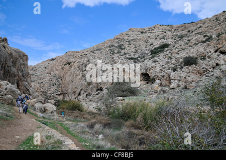 Israele, Valle del Giordano, Wadi Qelt (Wadi Perat) offroad escursionismo Foto Stock