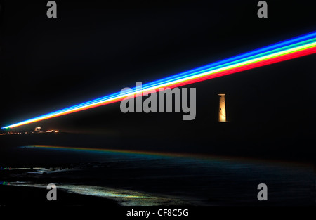 Olympic laser show accende St Mary's Faro, Whitley Bay, Tyne and Wear, Inghilterra del Nord Est. Regno Unito GB. Foto Stock