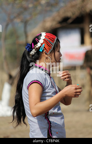 Yobin (Lisu) tribù a Namdapha Eco festival culturali, Miao, Arunachal Pradesh, India Foto Stock