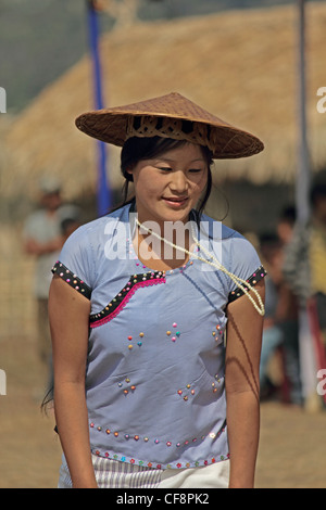 Yobin (Lisu) tribù a Namdapha Eco festival culturali, Miao, Arunachal Pradesh, India Foto Stock