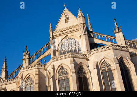 La Basilica di San Michele, Bordeaux, chiesa gotica a Bordeaux, Francia. Foto Stock