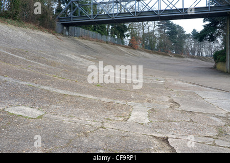 L'originale Racing via a Brooklands Motor Racing circuito. Foto Stock