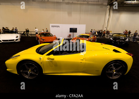 HOUSTON - Gennaio 2012: la Ferrari 458 Spider auto sportiva a Houston International Auto Show il 28 gennaio 2012 in Houston, Foto Stock