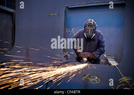 Fresa in acciaio durante il lavoro in cantiere Foto Stock