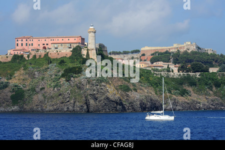 Italia, Isola d'Elba, Isola d'Elba, Toscana, Portoferraio, mare, barche, Forte Stella, faro, Foto Stock