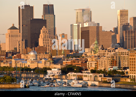 Vista di Montreal al sunrise da Ile Sainte-Helene, Montreal, Quebec, Canada. Foto Stock