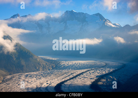 Ghiacciaio di Aletsch, Svizzera Vallese, UNESCO World Heritage natura, punto di vista, montagne, ghiacciai, ghiaccio, morene, nuvole, mor Foto Stock