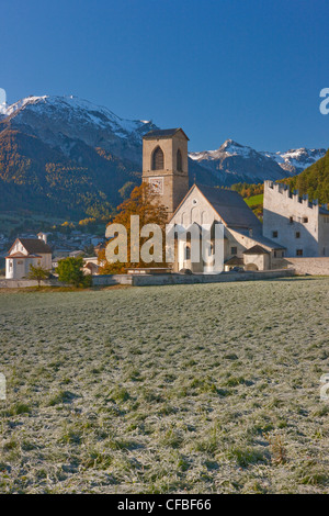 In autunno, Canton Grigioni, Grigioni, Svizzera, Europa, montagna, montagne, chiesa, religione, chiostro, Valle Müstair, Müsta Foto Stock