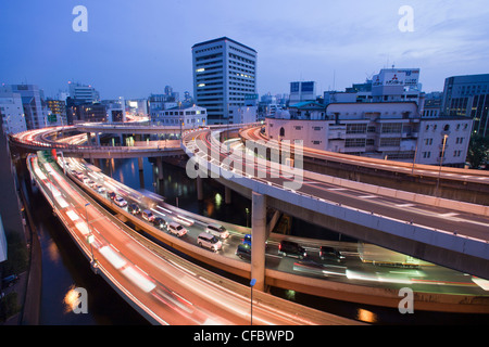 Giappone, Asia, Tokyo, città, Nihonbashi,, Shuto Expressway, attraversando il ponte, occupato, curva, fretta, luci, rumore, rumoroso, inquinamento, Foto Stock