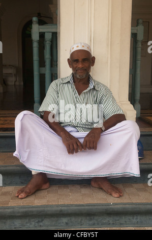 Ritratto di un uomo musulmano a Galle, Sri Lanka Foto Stock