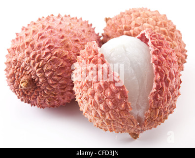 Il Lychee su uno sfondo bianco. Foto Stock