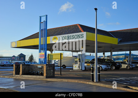 Morrisons stazione di benzina. Unità Centrale, Morecambe, Lancashire, Inghilterra, Regno Unito. Foto Stock