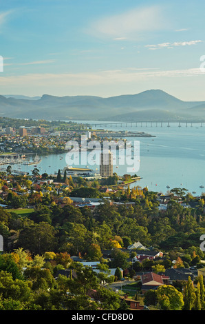 Hobart e il fiume Derwent, Tasmania, Australia Pacific Foto Stock