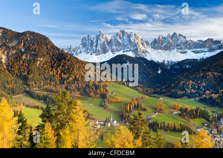 Montagne di Geisler Gruppe/Geislerspitzen, Dolomiti, Trentino Alto Adige, Italia, Europa Foto Stock