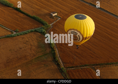 Volo in mongolfiera, il palloncino ride, Mallorca Ballons, pianura Es Pla, Maiorca, isole Baleari, Spagna, Europa Foto Stock