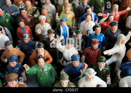 Rivoluzione culturale kitsch, Cat Street Market, Upper Lascar Row, Hong Kong, Cina, Asia Foto Stock